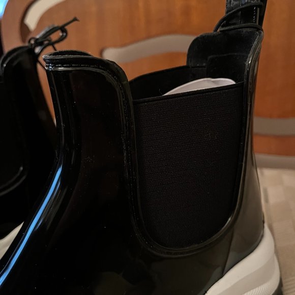 HIKER CHELSEA RAIN BOOTS BY ARDENE - NWT - Picture 8 of 9